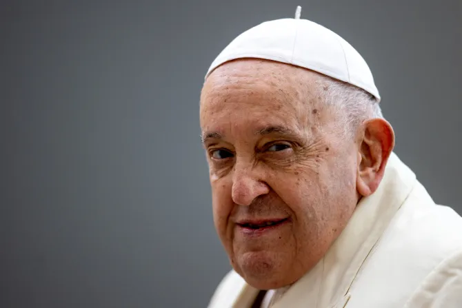 Pope Francis Signs Interfaith Climate Statement as Part of COP28 Summit in Dubai