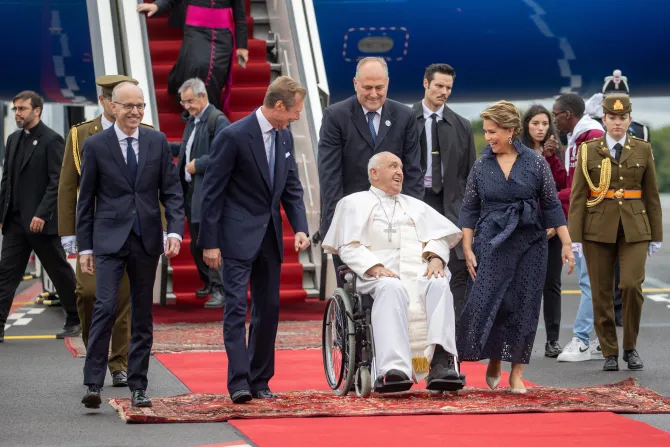 In a secularized Luxembourg, Pope Francis tells Catholics to evangelize Europe