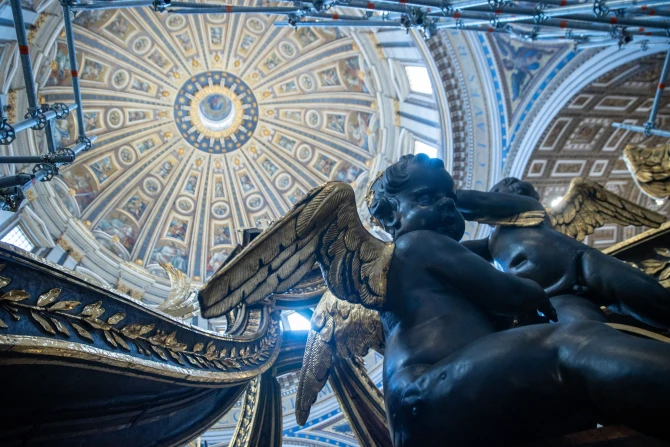 PHOTOS: Vatican to unveil restored baldacchino in St. Peter’s Basilica on Oct. 27