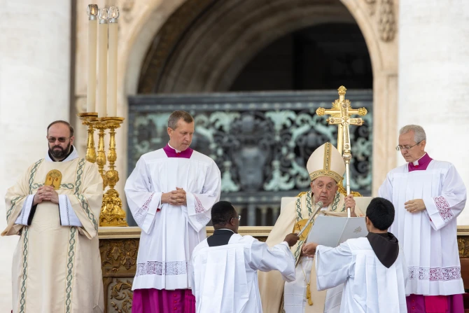 Honoring the ‘saints next door’: Pope Francis calls for annual celebration of local holy men and women