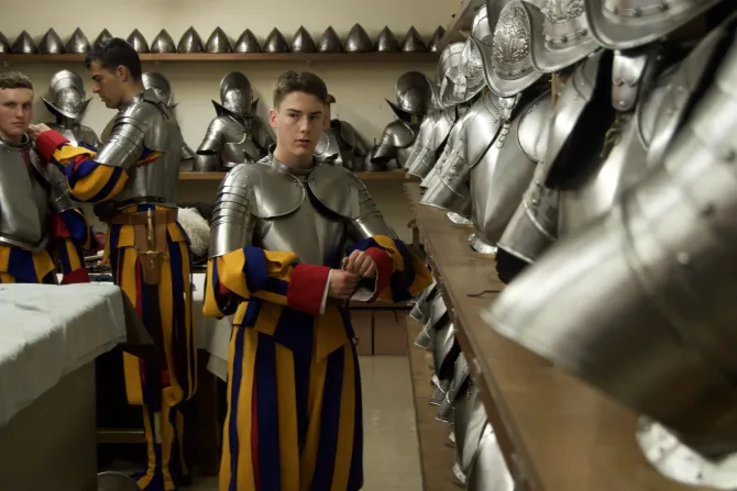 An afternoon with the new Swiss Guards: Preparing for a mission of faith and service 