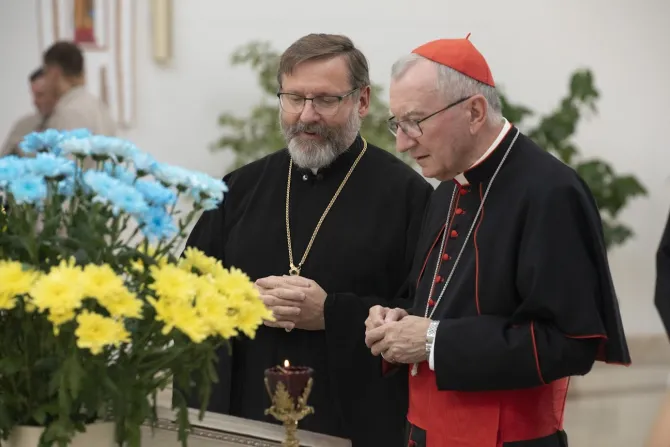 Vatican secretary of state brings Pope Francis’ message of closeness to Ukraine