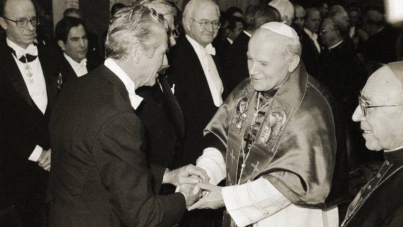 Celebrating 40 Years of Diplomatic Ties Between the U.S. and Vatican