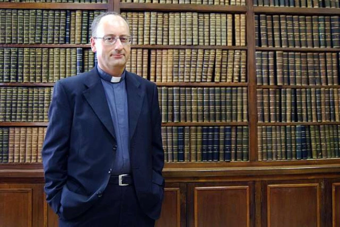 Friend of Francis: Pope’s Health Situation is ‘Delicate’ But Not Cause for Alarm