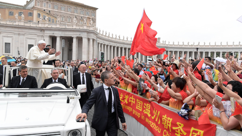 Pope Francis conveys ‘message of hope’ to Chinese Catholics, desire to visit China