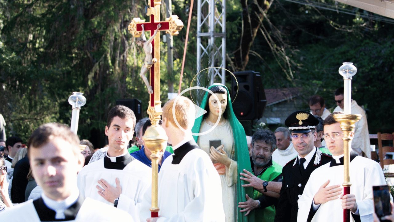 Rome Celebrates Anniversary of Blessed Virgin's Apparition  