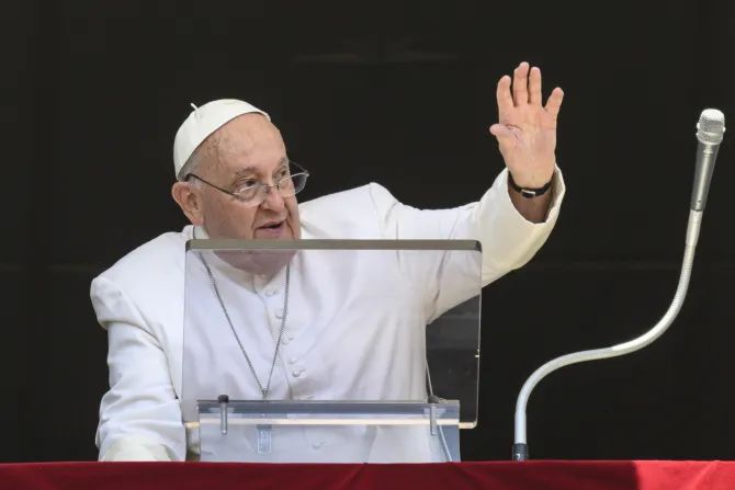 ‘Excess enslaves you,’ Pope Francis warns Christians