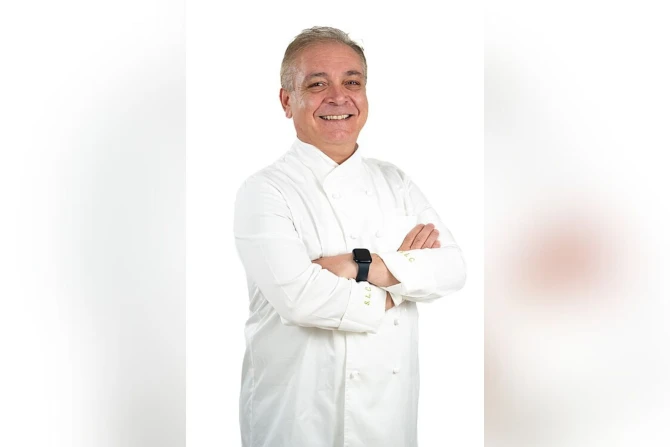 Former papal chef opens New York City restaurant