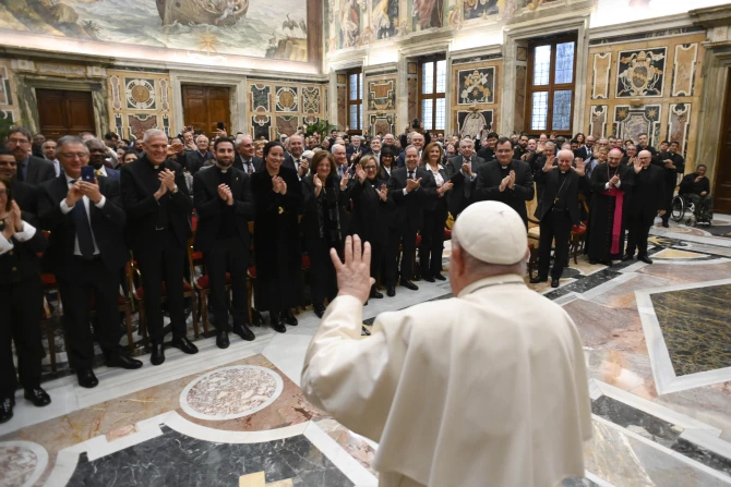 Pope Francis urges marriage and family institute: Use the gospel to spread salvation