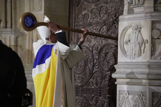 Notre Dame Cathedral ‘Back in the Light’ After Glorious Reopening  