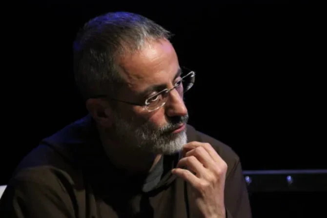 Papal Preacher Urges ‘Littleness’ Ahead Of Christmas