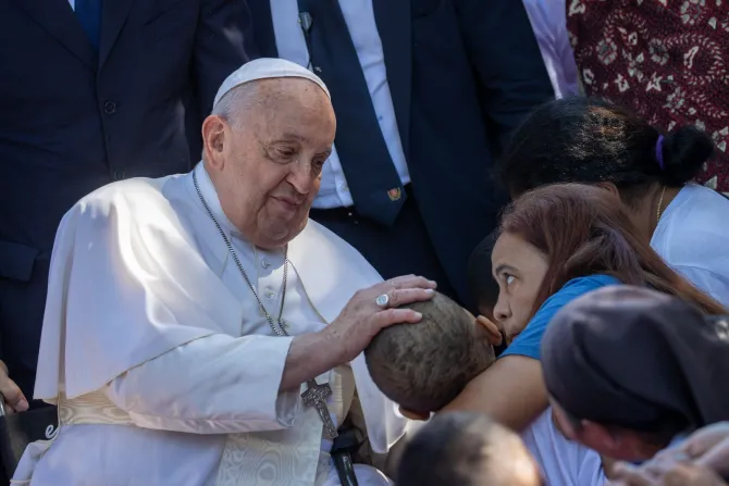 Pope Francis in East Timor says children show us how to ‘be cared for by God’