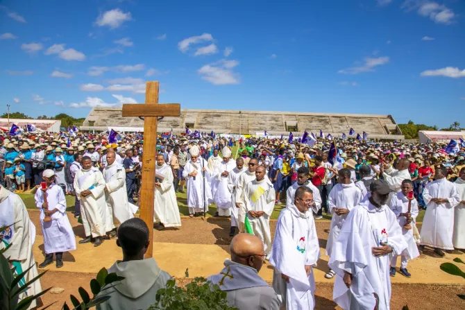 Pope to Madagascar Eucharistic Congress pilgrims: Be missionaries of God’s love to others