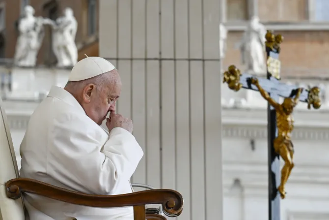 Pope Francis to Vladimir Putin: A Negotiated Peace is Better than an Endless War