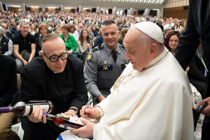 Bottles of bourbon signed by Pope Francis expected to fetch up to $20,000 for charity