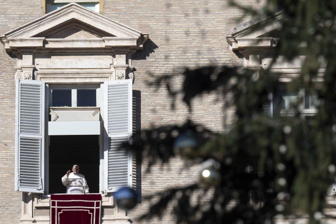 Pope Francis condemns reported Israeli sniper attack on Gaza Catholic church