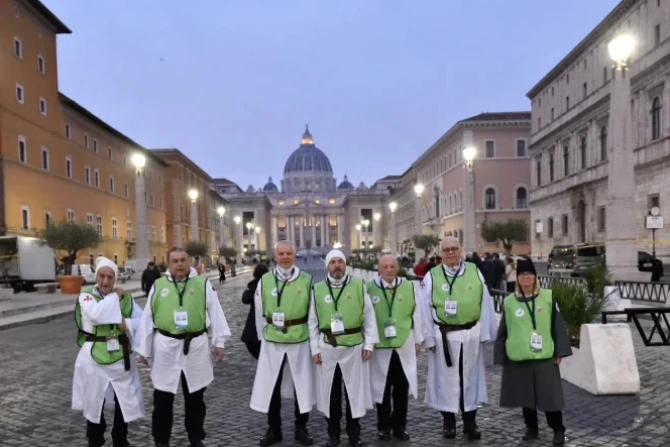 Reimagined Templar Knights Provide Assistance to 2025 Jubilee Pilgrims