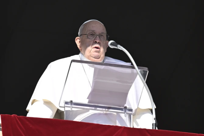 In New Year’s Angelus, Pope Ties Debt Forgiveness To Peace
